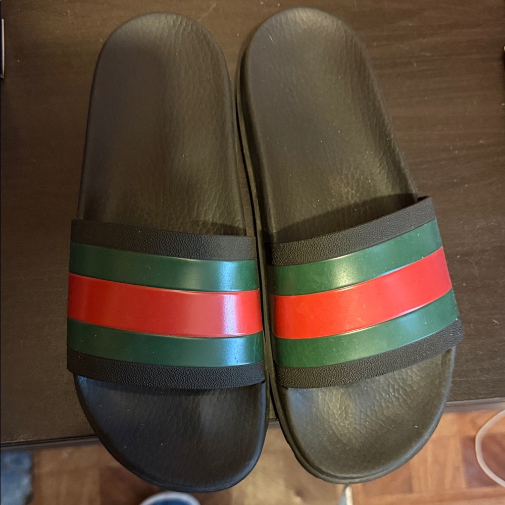 Gucci Black Sandals with Red and Green Stripes